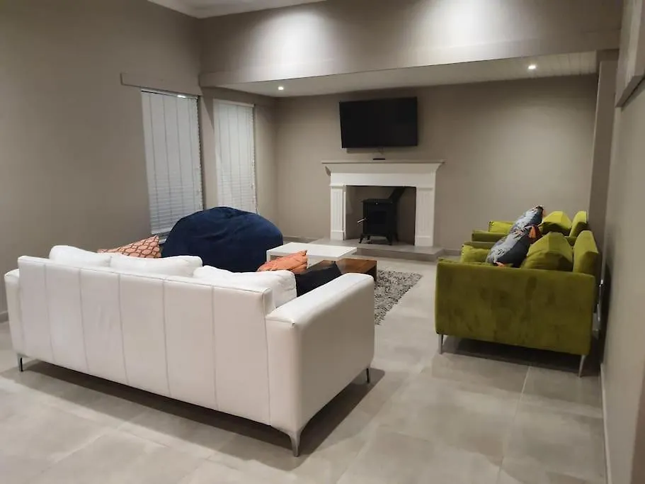 Calmness In Claremont Villa Cape Town Holiday home