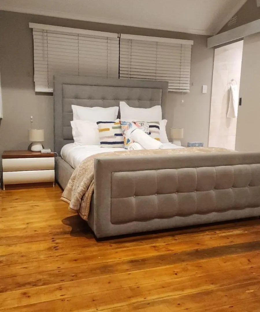 Calmness In Claremont Villa Cape Town